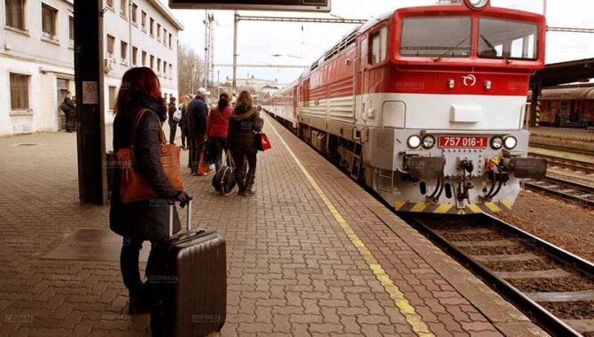 خرید اینترنتی بلیط قطار مراغه تهران